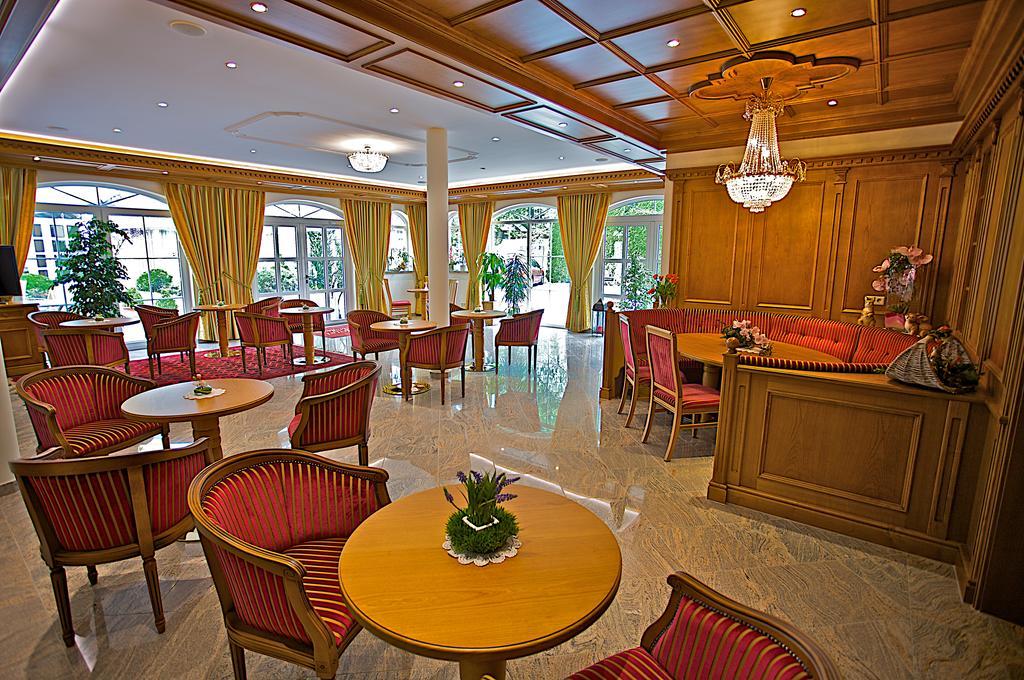 Hotel Am Schlossberg Erding Bagian luar foto