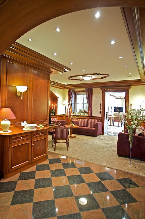 Hotel Am Schlossberg Erding Bagian luar foto