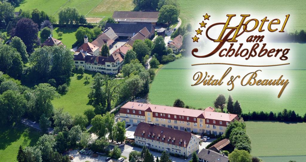Hotel Am Schlossberg Erding Bagian luar foto