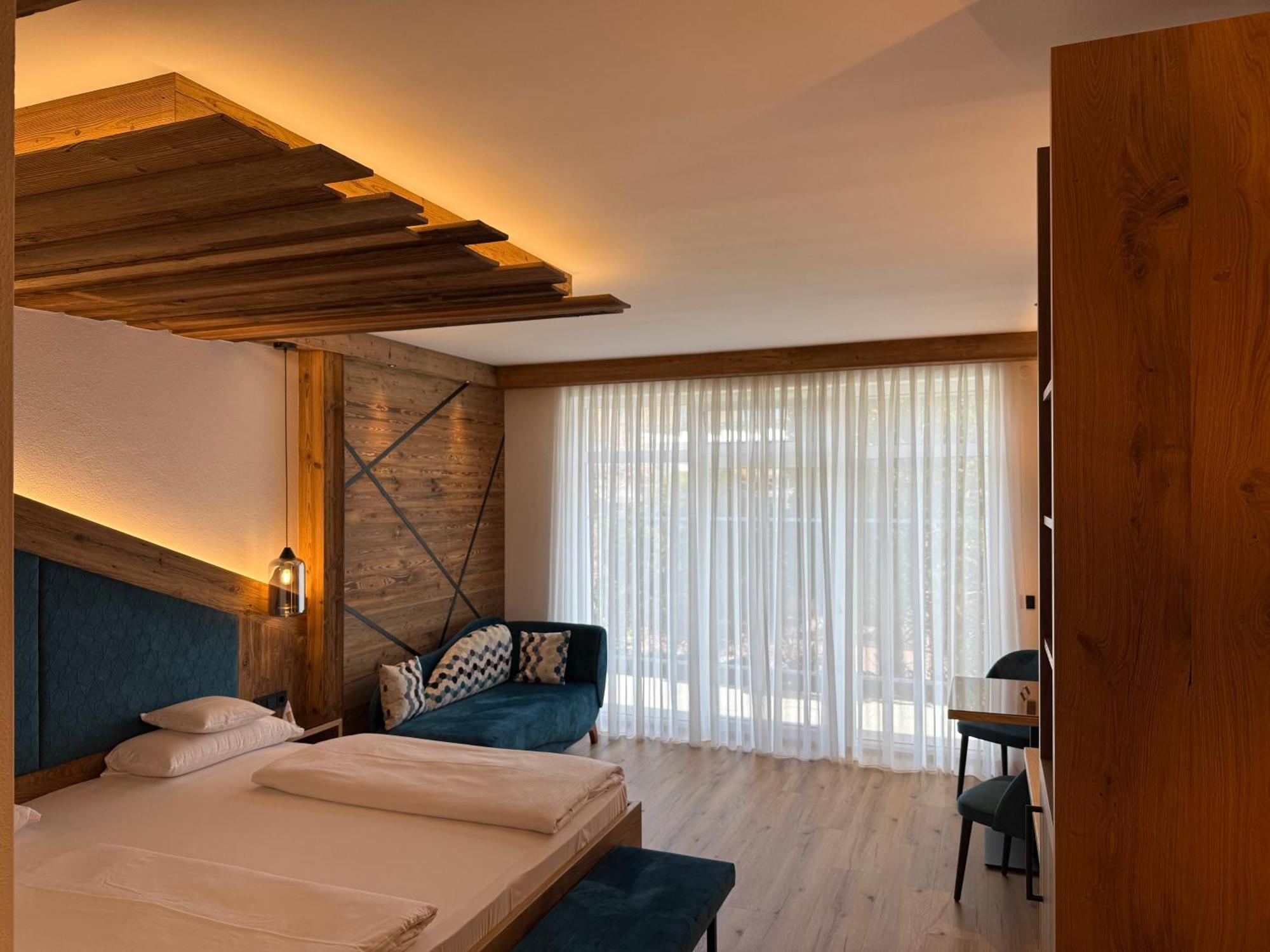 Hotel Am Schlossberg Erding Bagian luar foto